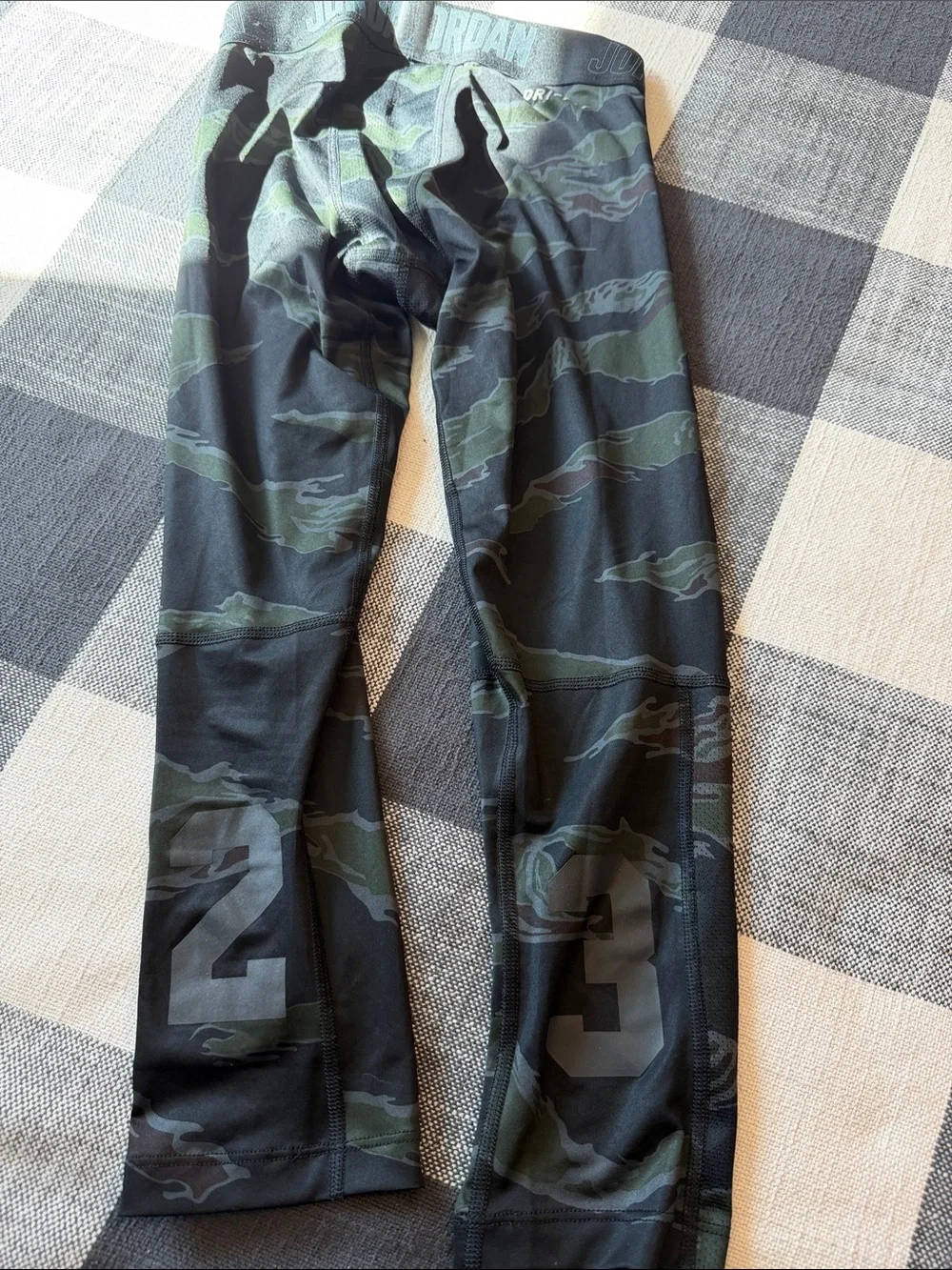 Jordan Men’s Black and Olive Camo Performance Tights